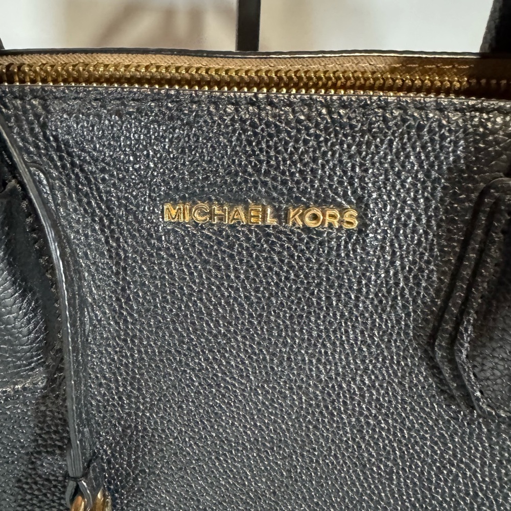 Michael Kors Black Mercer Leather Large Convertible Tote with strap NWT - Picture 3 of 16